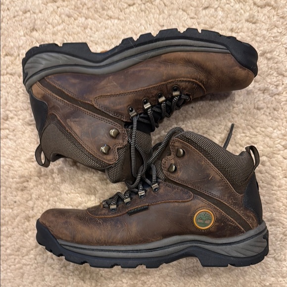 Timberland Brown Leather Hiking Boots - Picture 3 of 9
